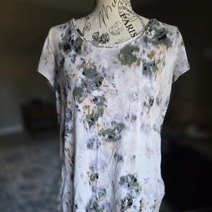 Simply Vera Vera Wang Lavender Watercolor Floral Short Sleeve Top